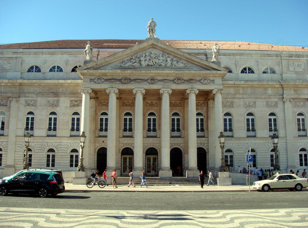 Inn-Chiado Restauradores Prime Suites Lisabona Exterior foto