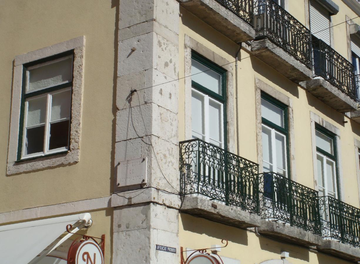 Inn-Chiado Restauradores Prime Suites Lisabona Exterior foto